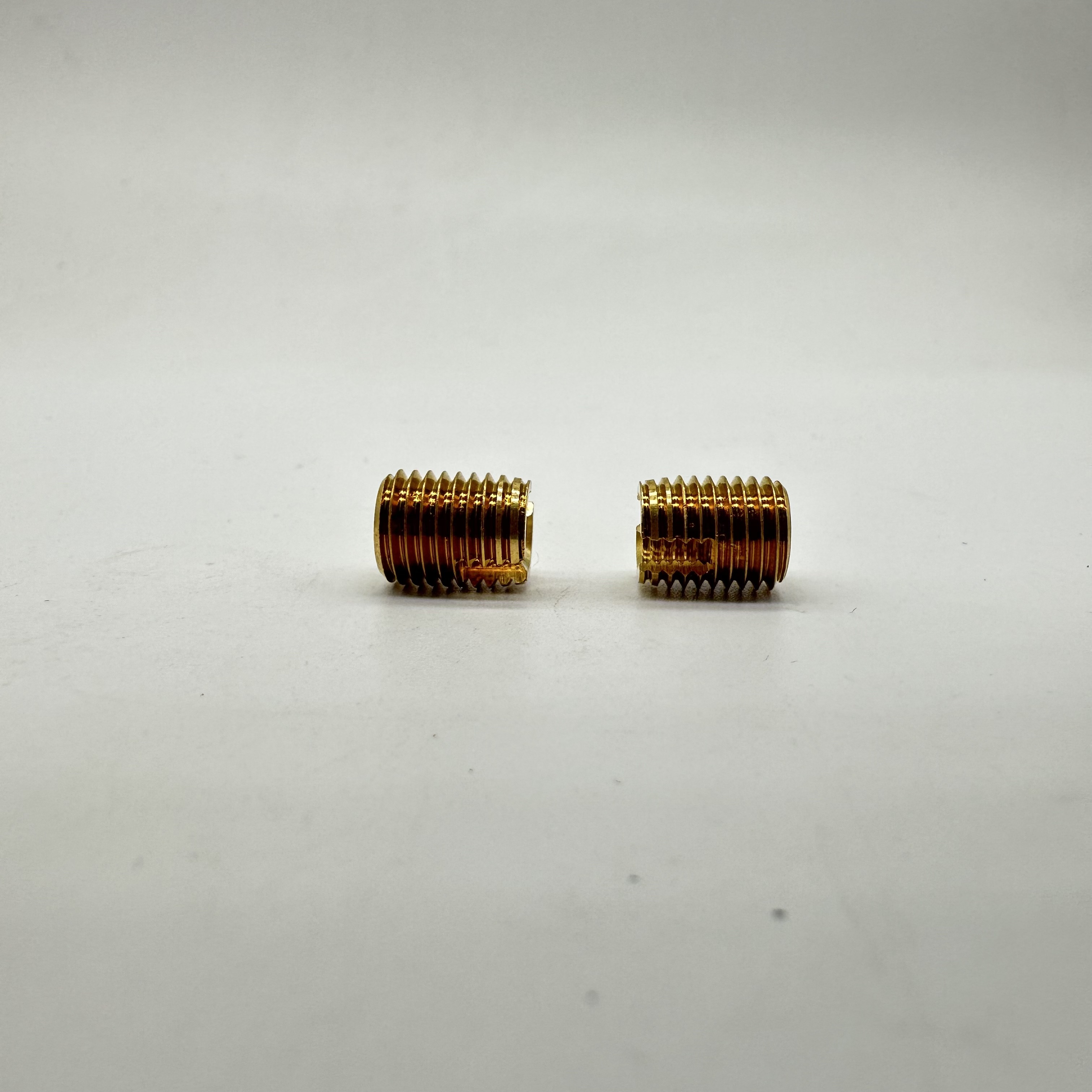 Tornillo de inserción de latón Tornillo de fijación Tornillo CNC M5x0.8 X M8x1x L10 
