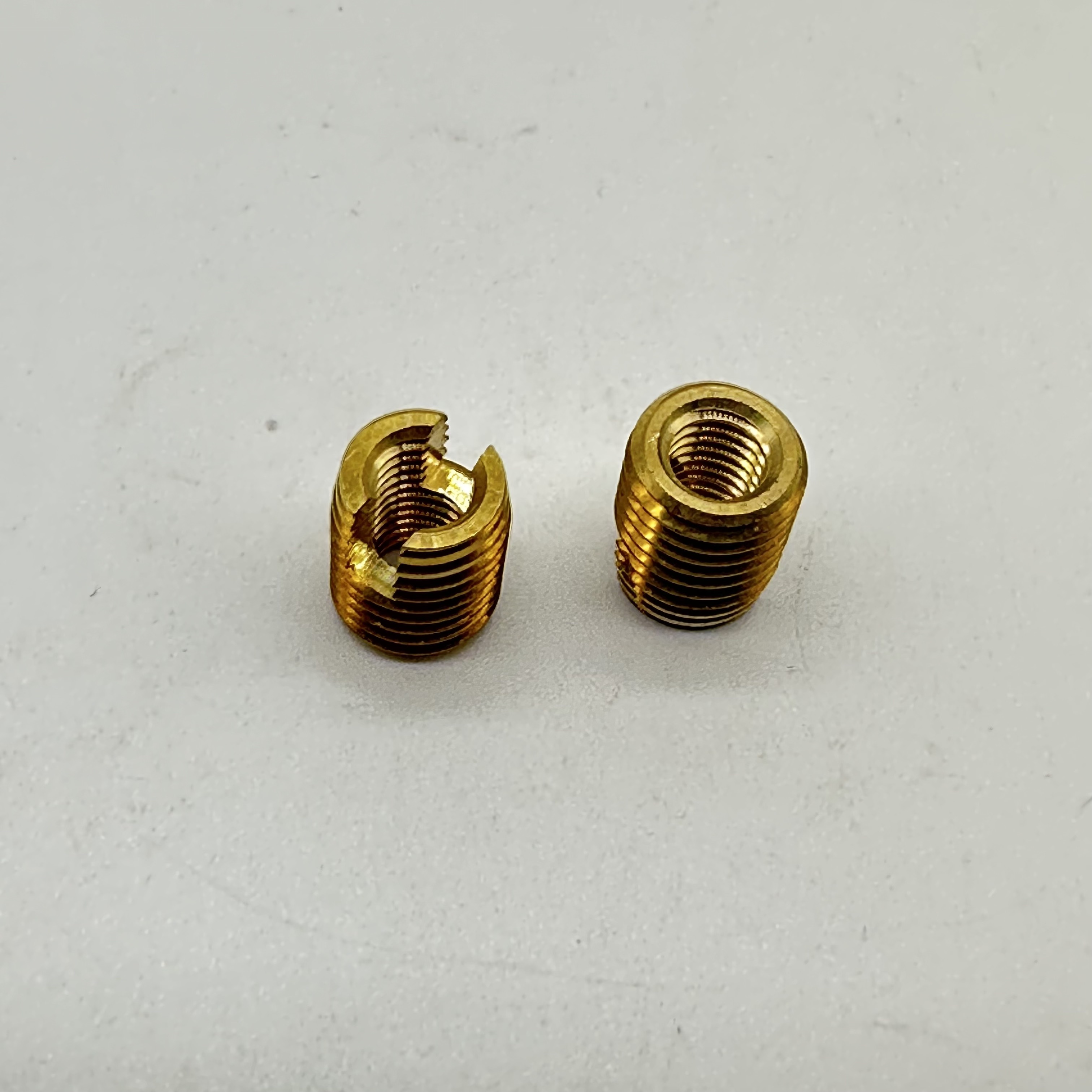 Tornillo de inserción de latón Tornillo de fijación Tornillo CNC M5x0.8 X M8x1x L10 