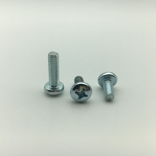 Tornillo de máquina de cabeza Phillip ranurado DIN7985