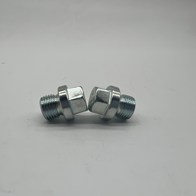 Pieza del CNC del enchufe M10x1x8 del tornillo de cabeza hexagonal DIN910 o pieza de forja en frío