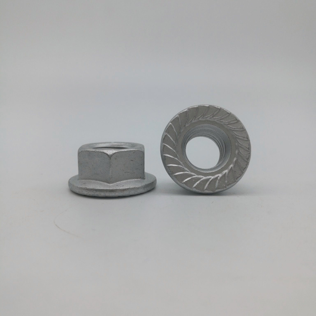 Tuerca con brida dentada DIN6923 Tuerca hexagonal con brida