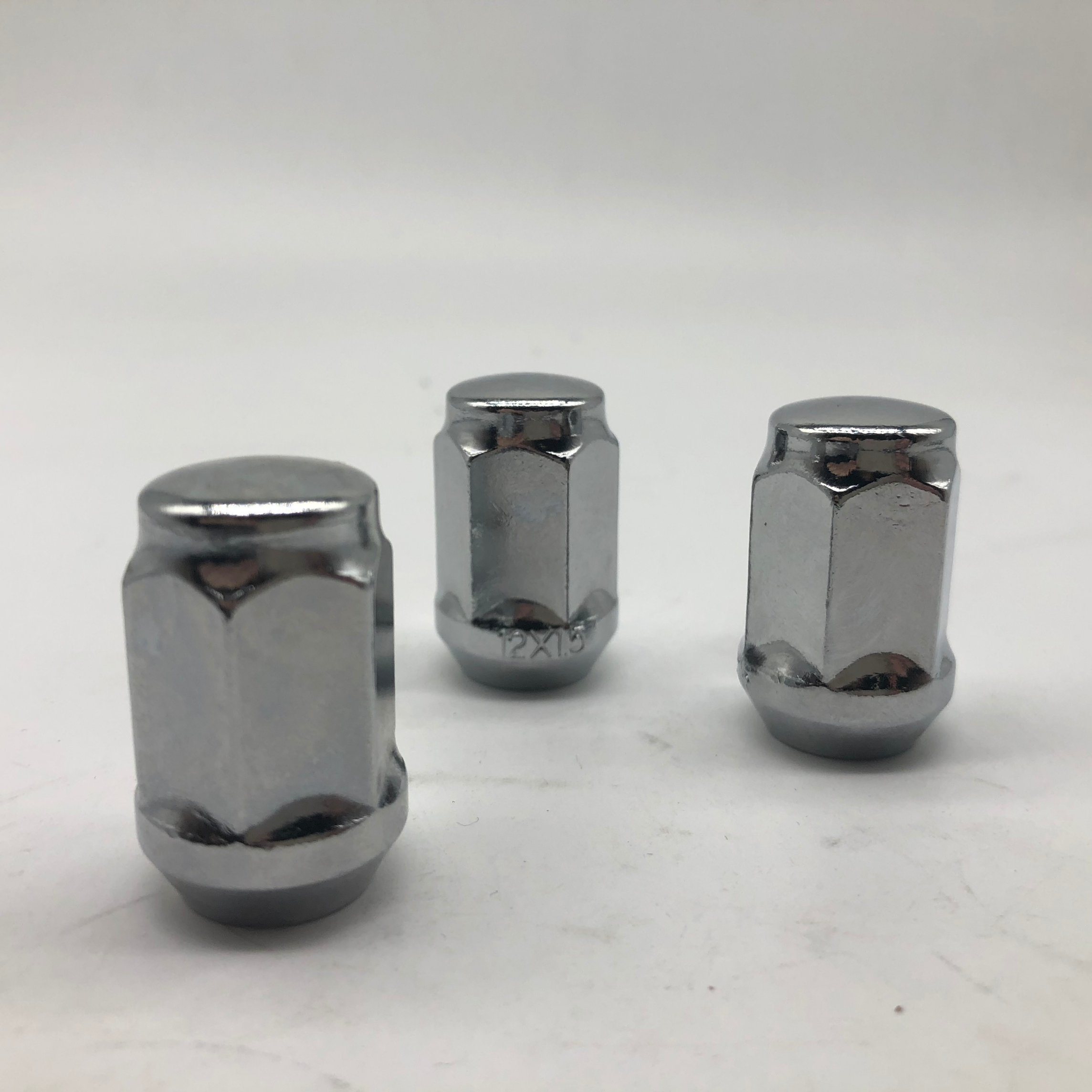 Llave inglesa M12X1,25, 19mm de altura, 35mm, tuerca de rueda cromada