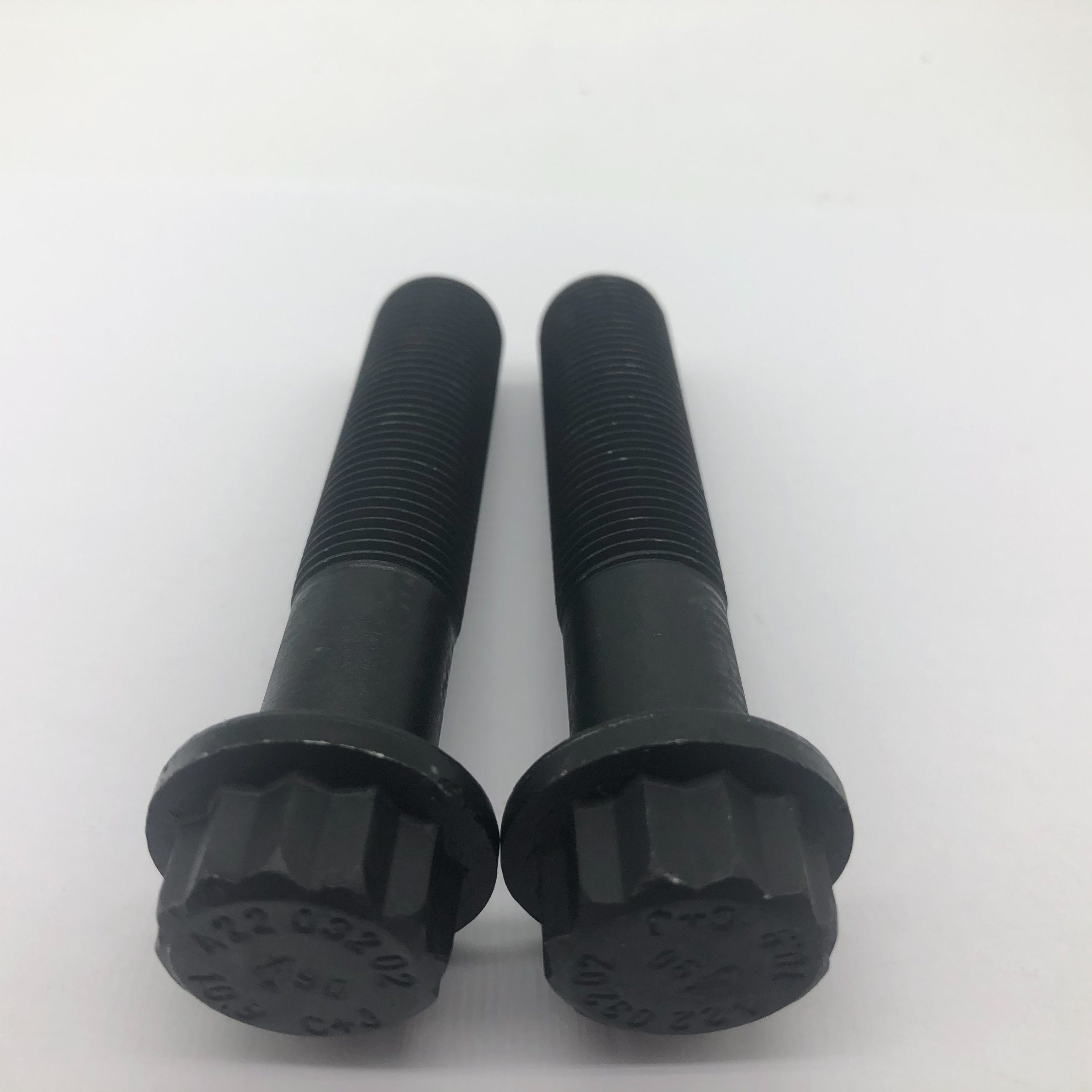Perno de culata Perno de volante de 12 puntos M14X1.5X74