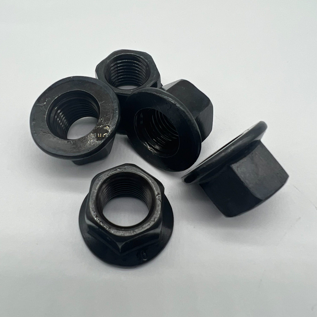 Tuerca de rueda con brida DIN74361 B M14X1.5