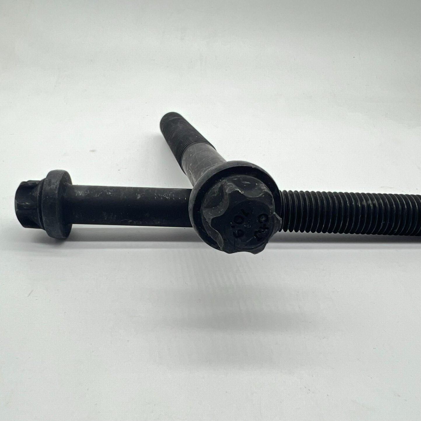 Perno de culata M15X2X144 Tornillo de cabeza Torx