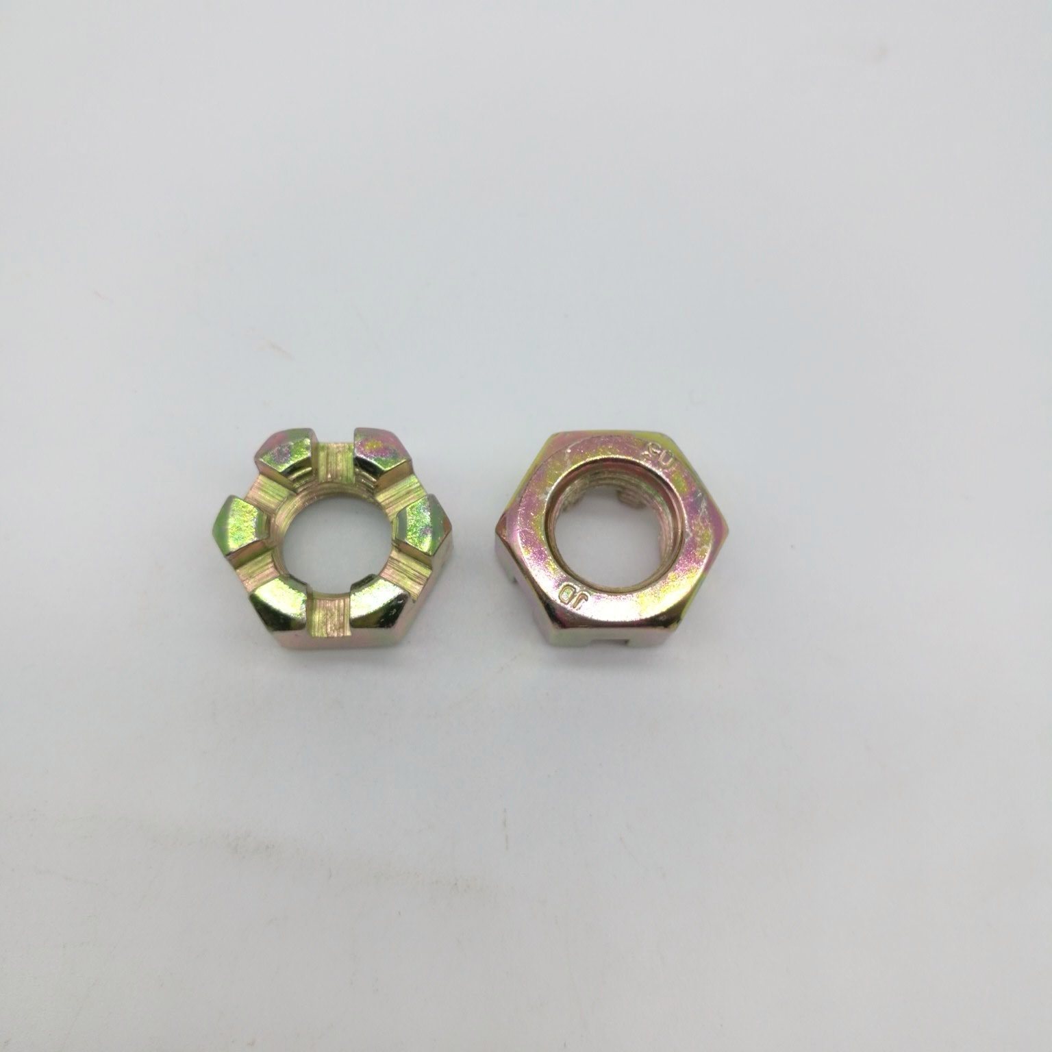 Tuerca castillo ranurada hexagonal DIN935