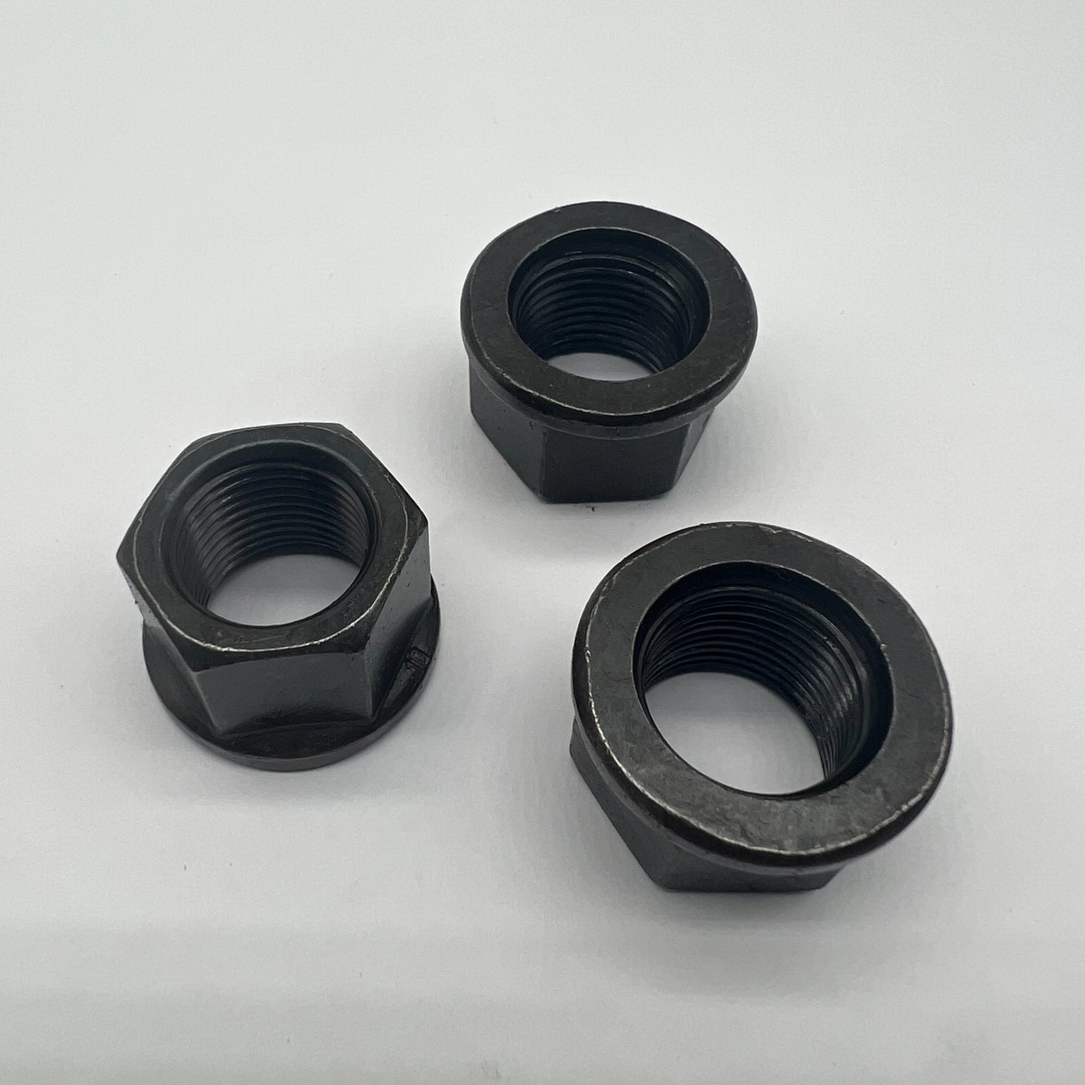 Tuerca de rueda DIN74361 B M18X1.5 Cl10 Tuerca hexagonal con collar
