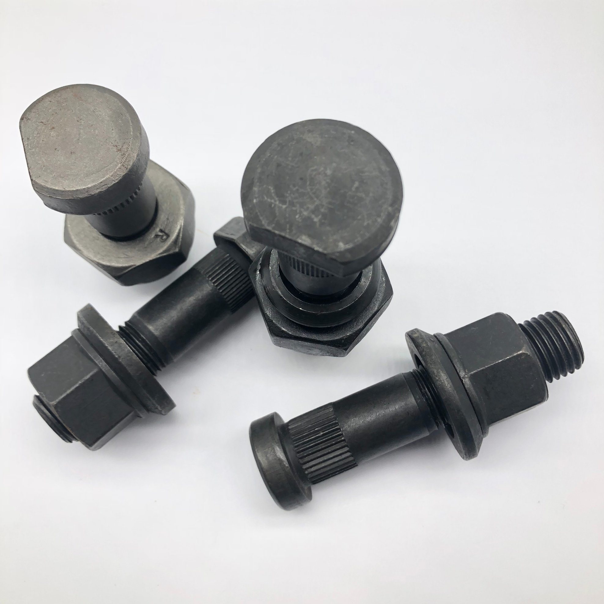 Tuerca-de-cubo-de-rueda-perno-de-cubo-de-rueda-M22-para-camiones-Isuzu5