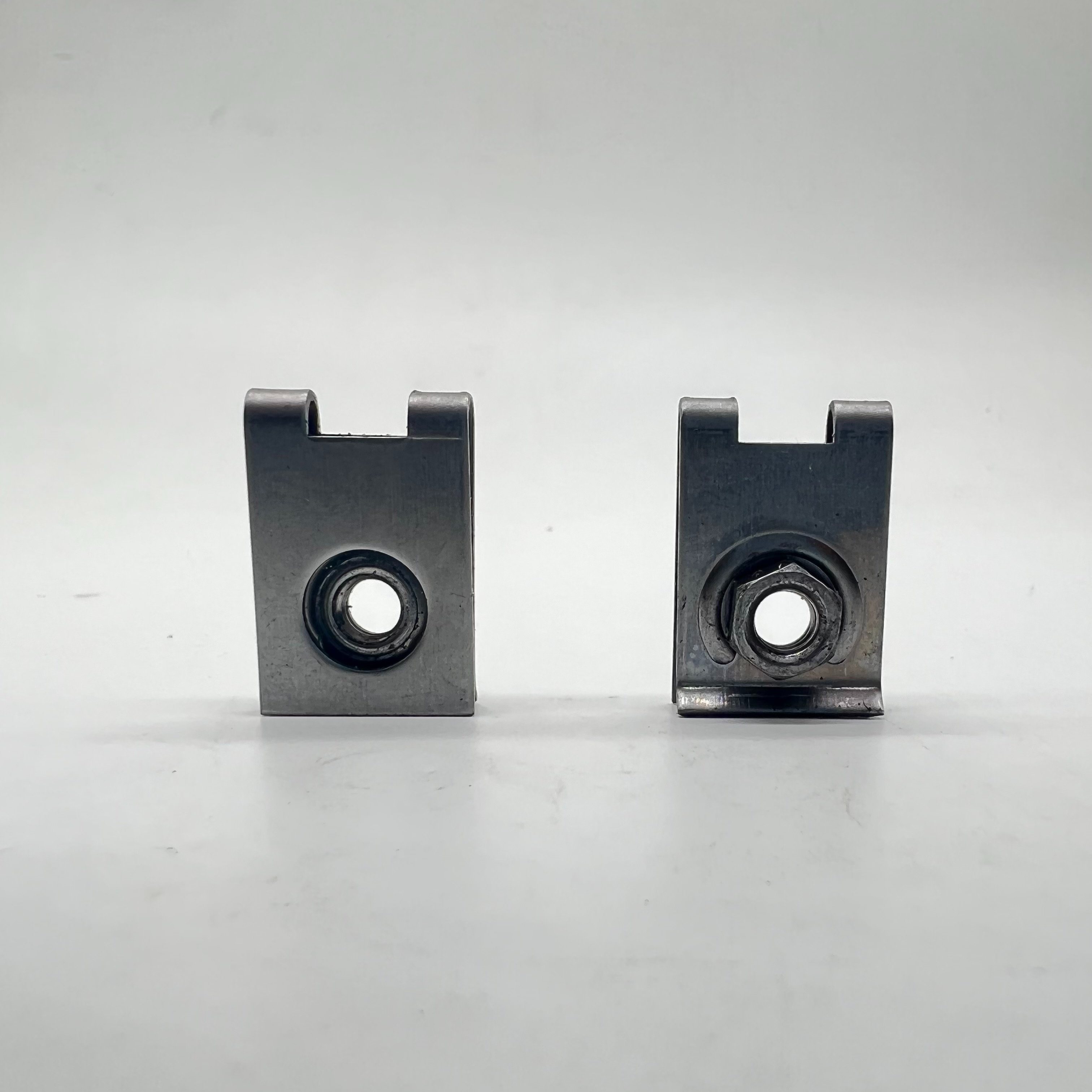 Tuerca U A75 24X16xm5 Tuerca Clip