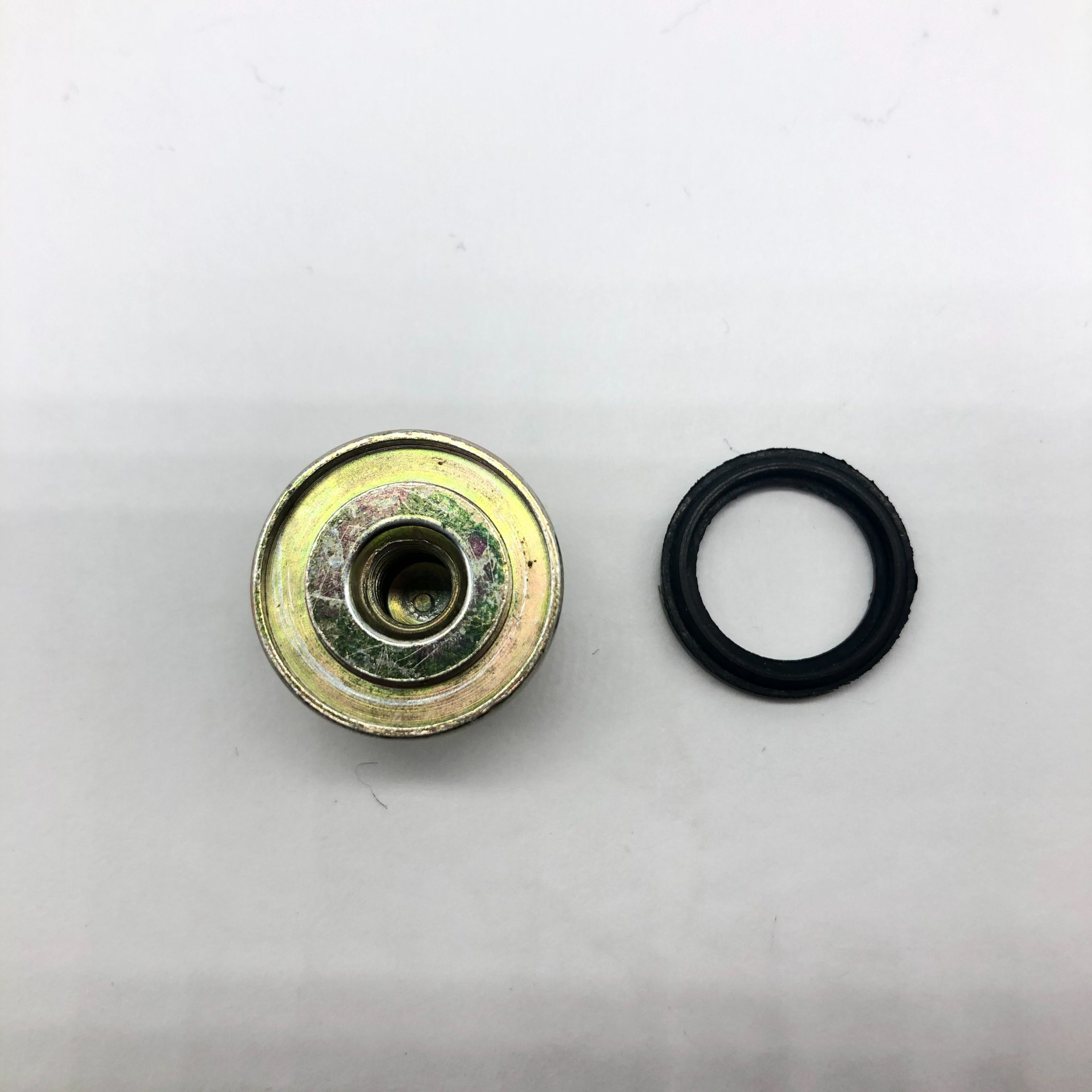 Tuerca de culata M6, arandela de goma para sellar combustible