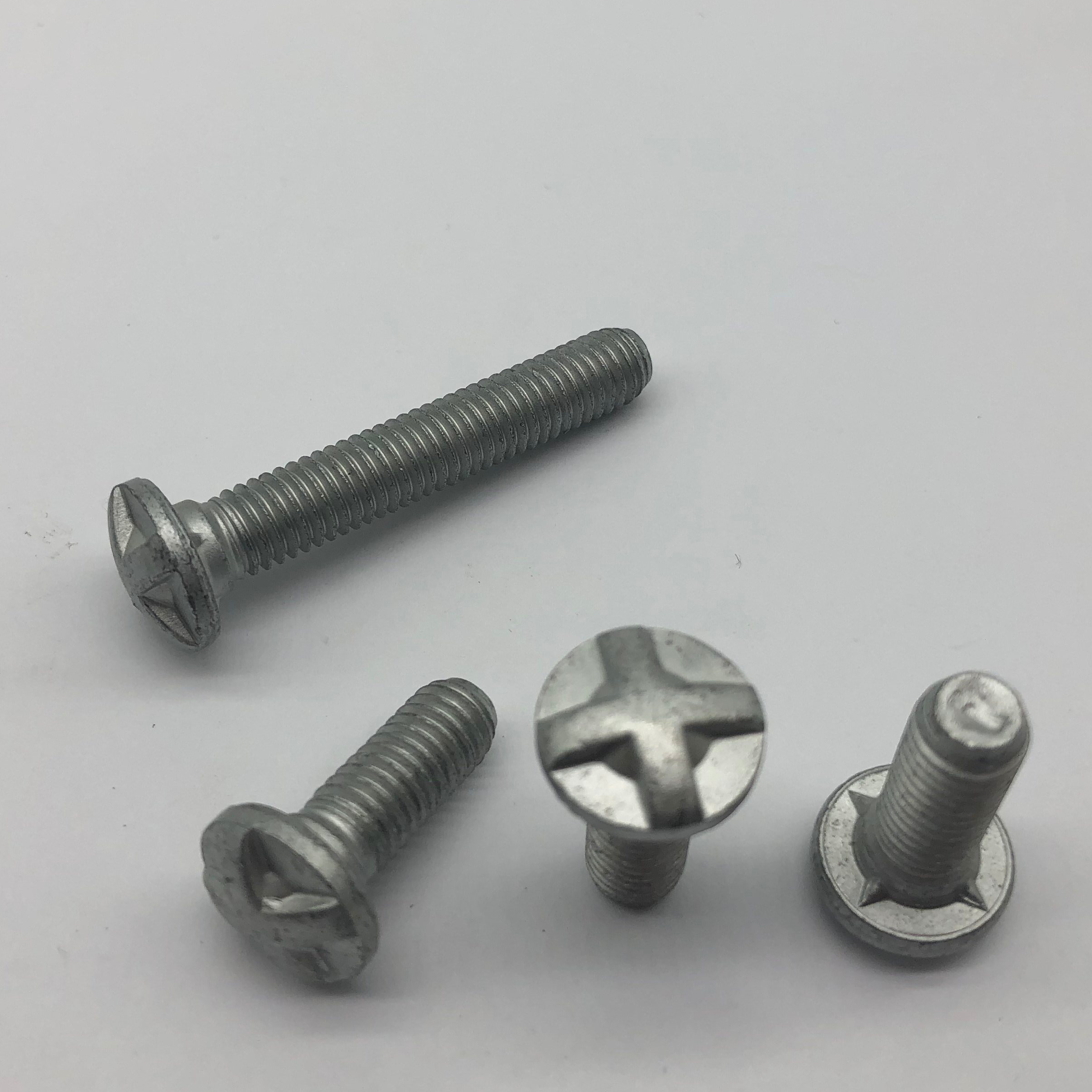 Tornillo de inicio de inyección para silos