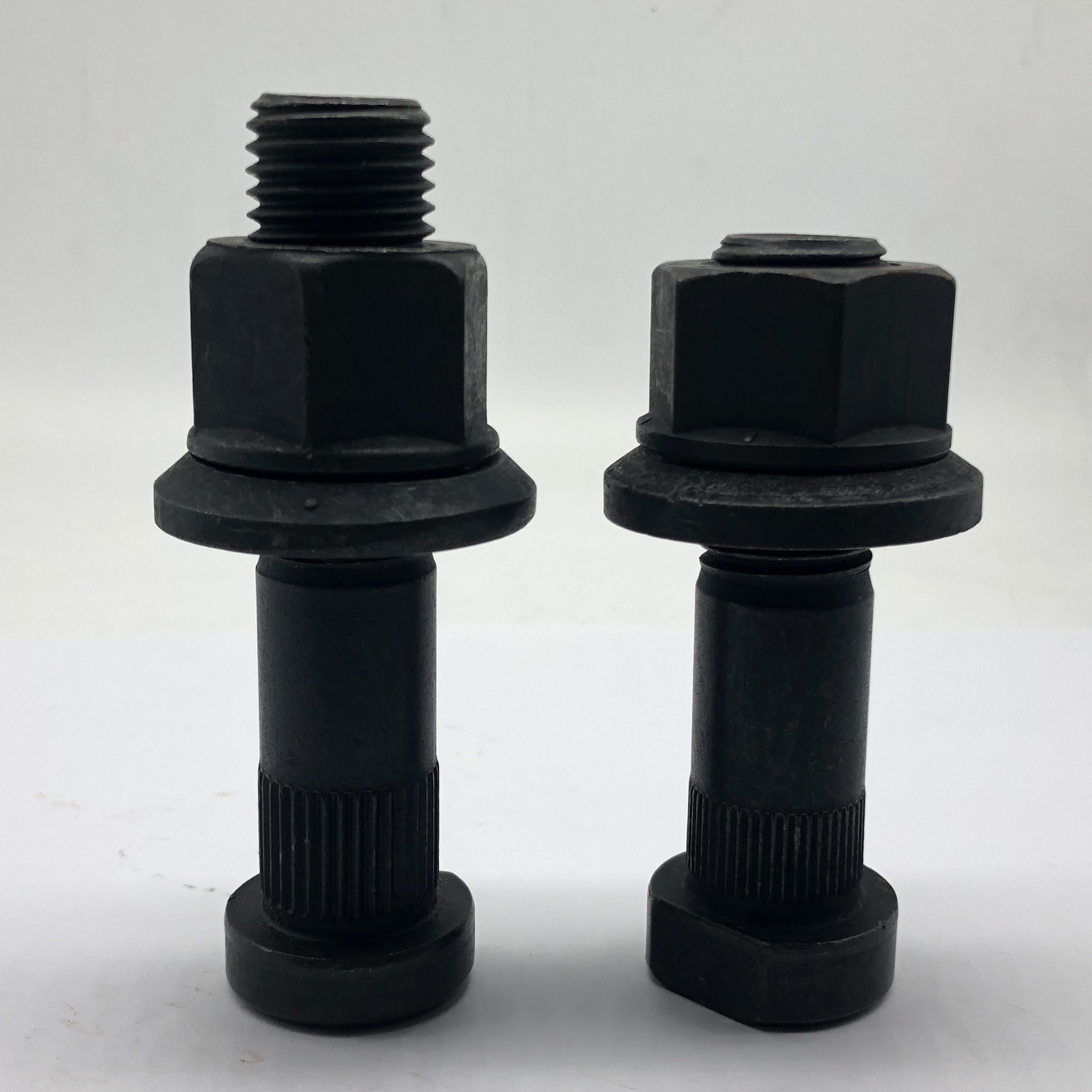 Tuerca del cubo de la rueda del perno del cubo de rueda M22 para camiones Isuzu