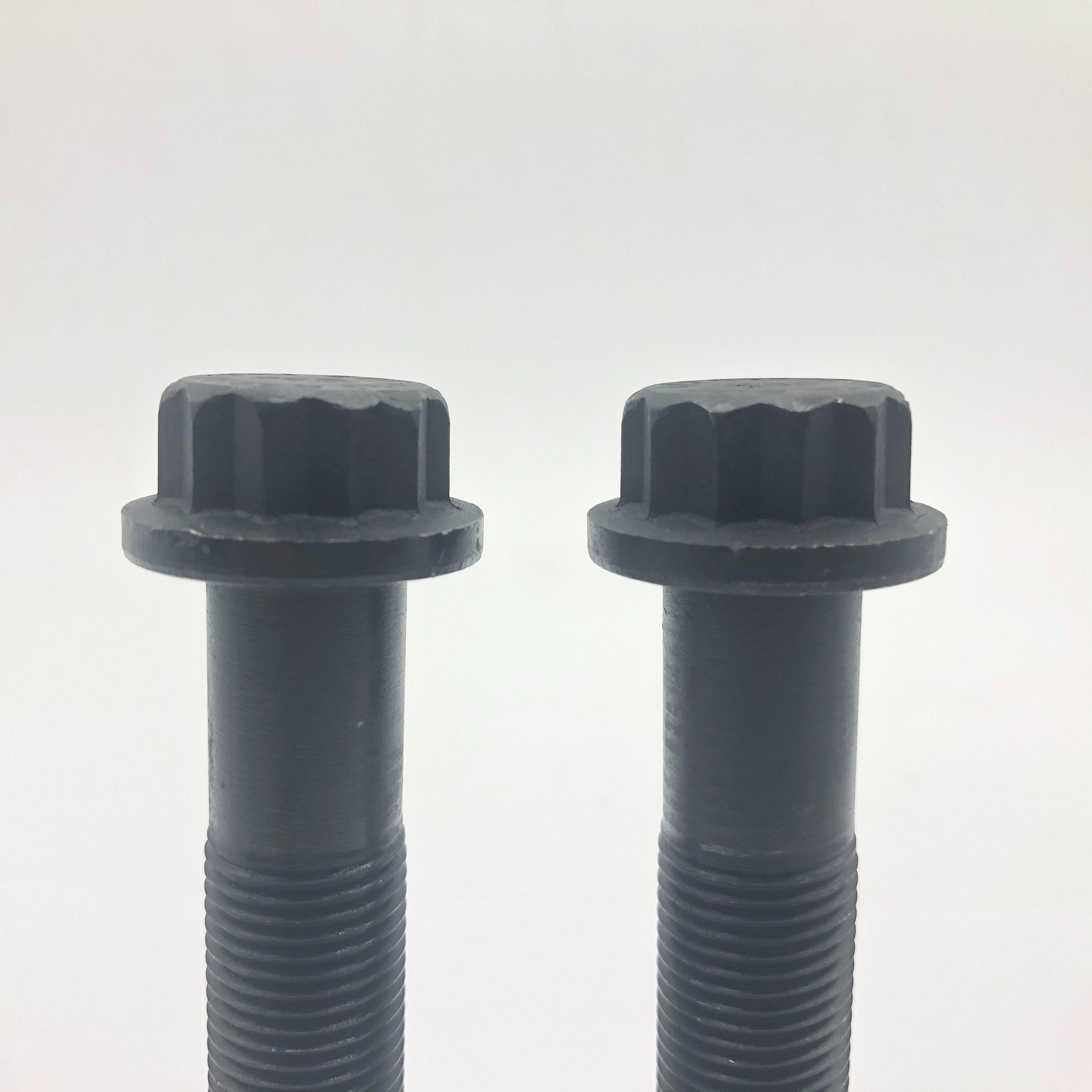 Perno de culata Perno de volante de 12 puntos M14X1.5X74