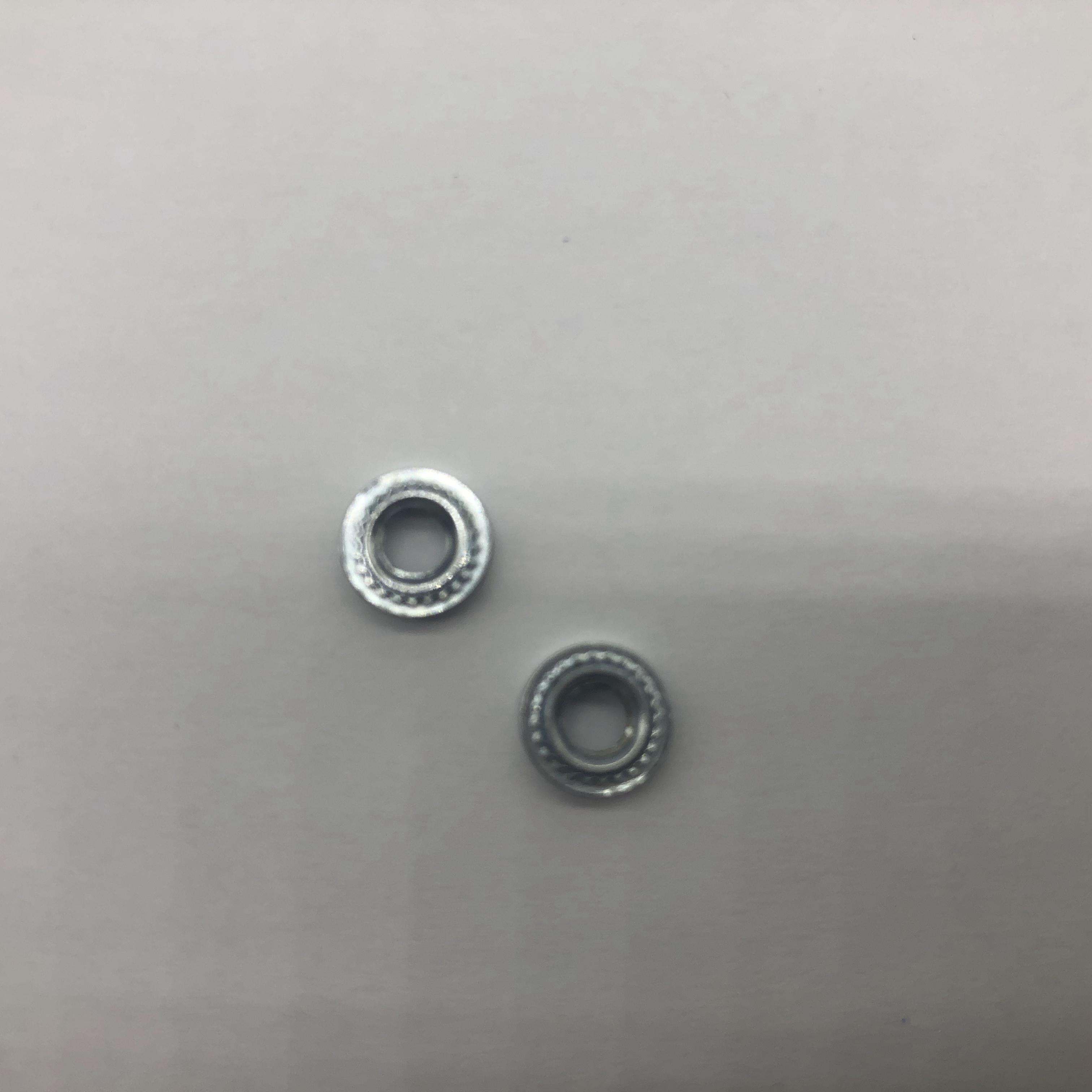 Tuerca autorremachable M4-1 Tuerca de seguridad Tuerca de presión Zp