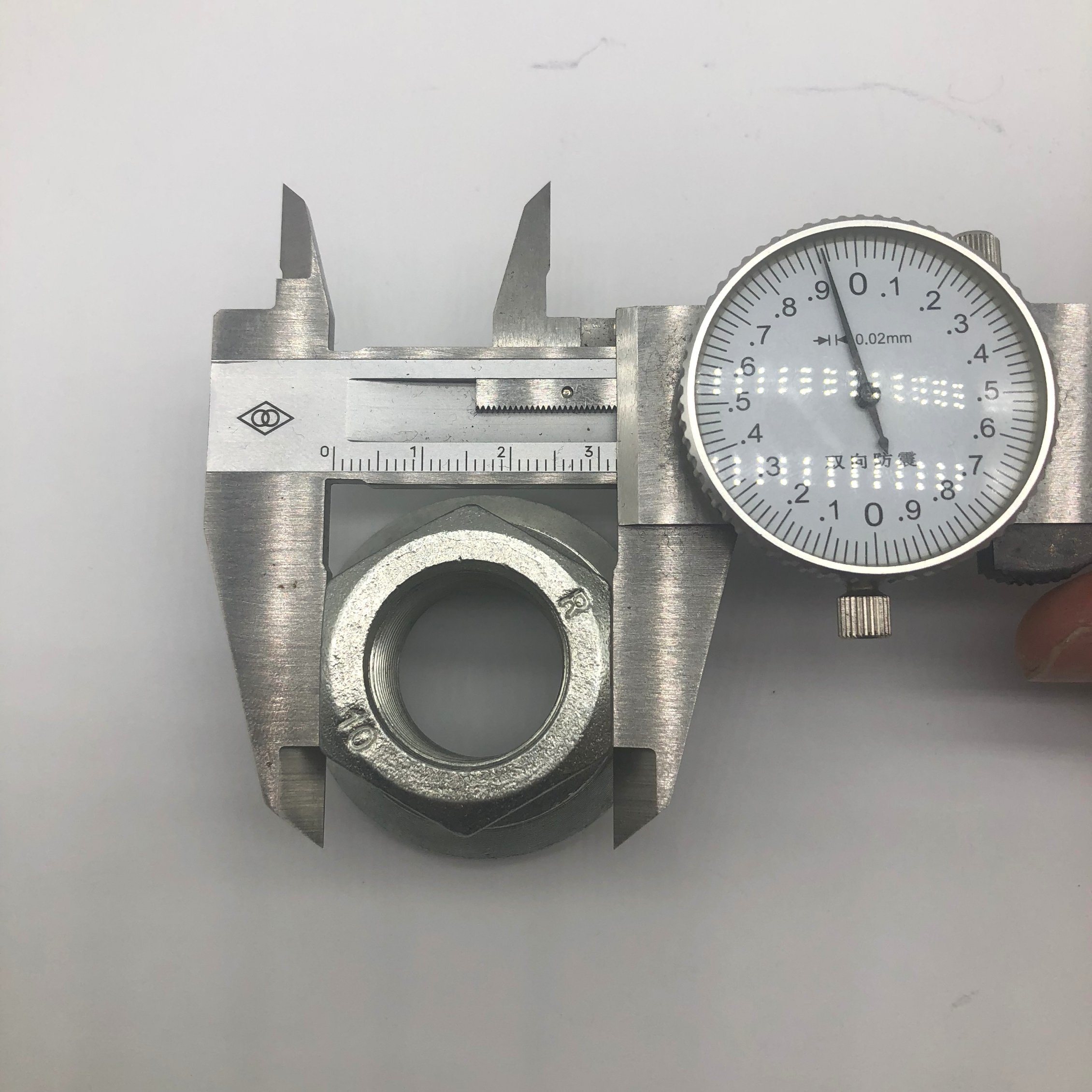 Tuerca de rueda galvanizada M22X1.5 Tuerca de cubo de rueda