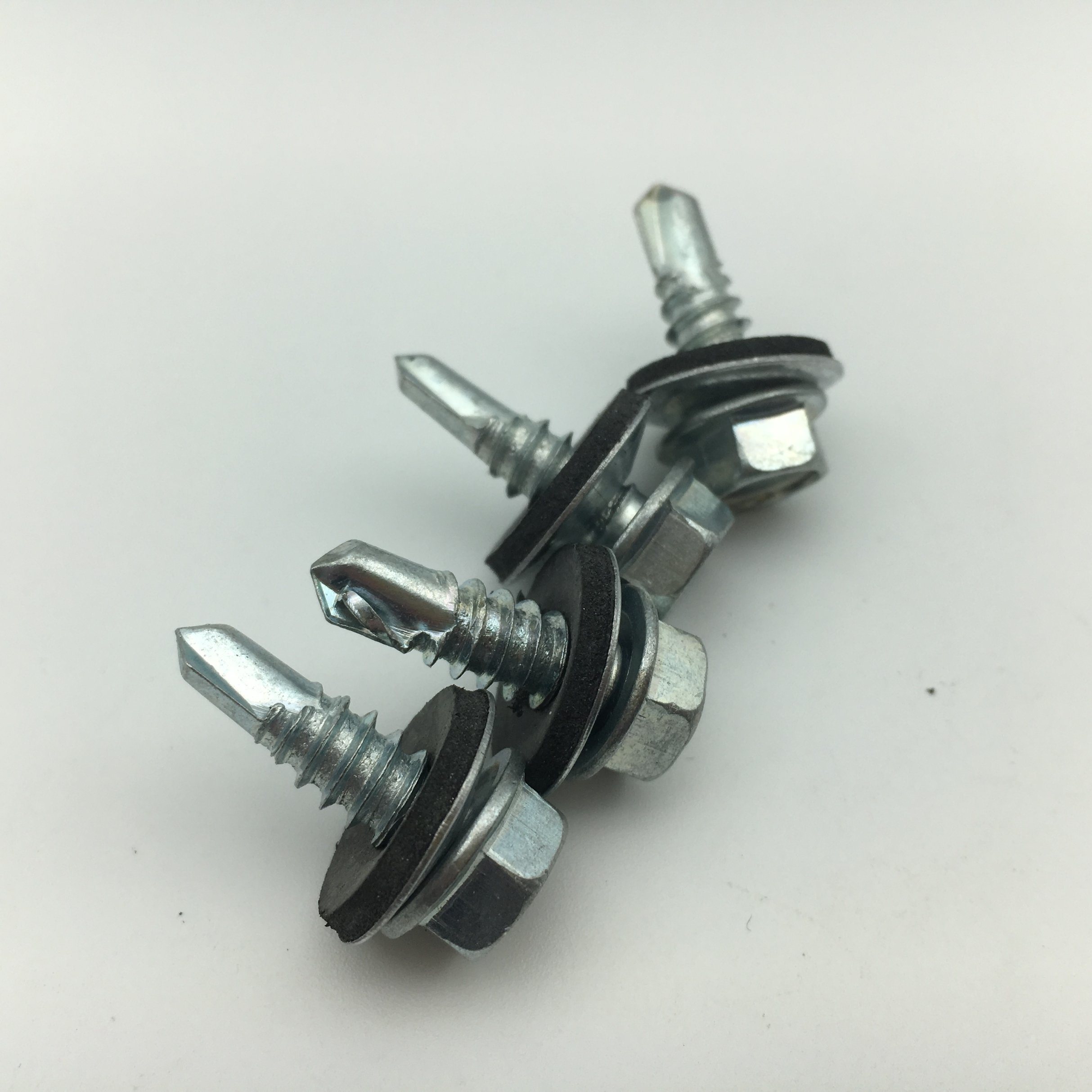 Tornillo autorroscante de cabeza hexagonal DIN7504K