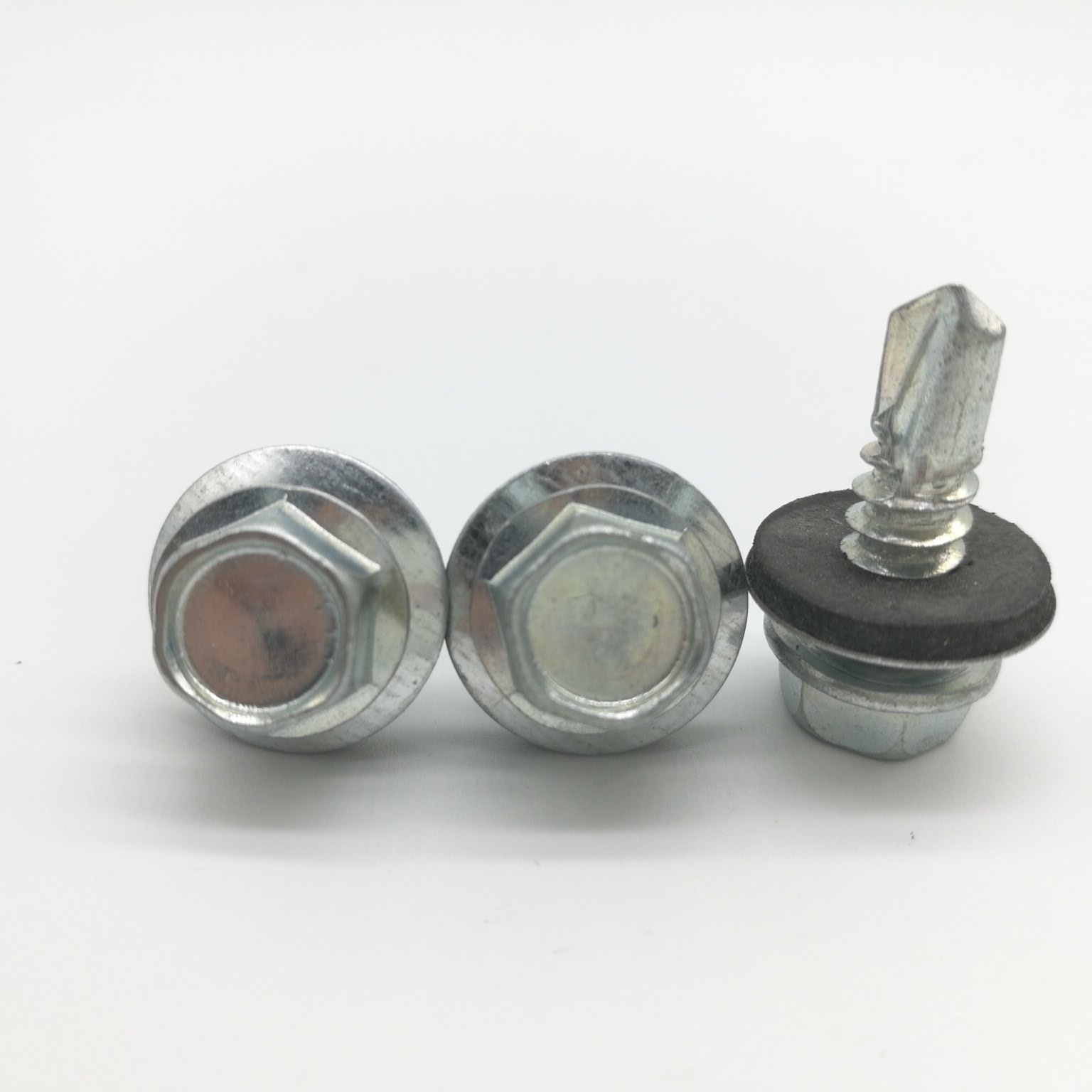 Tornillo autorroscante de cabeza hexagonal DIN7504K