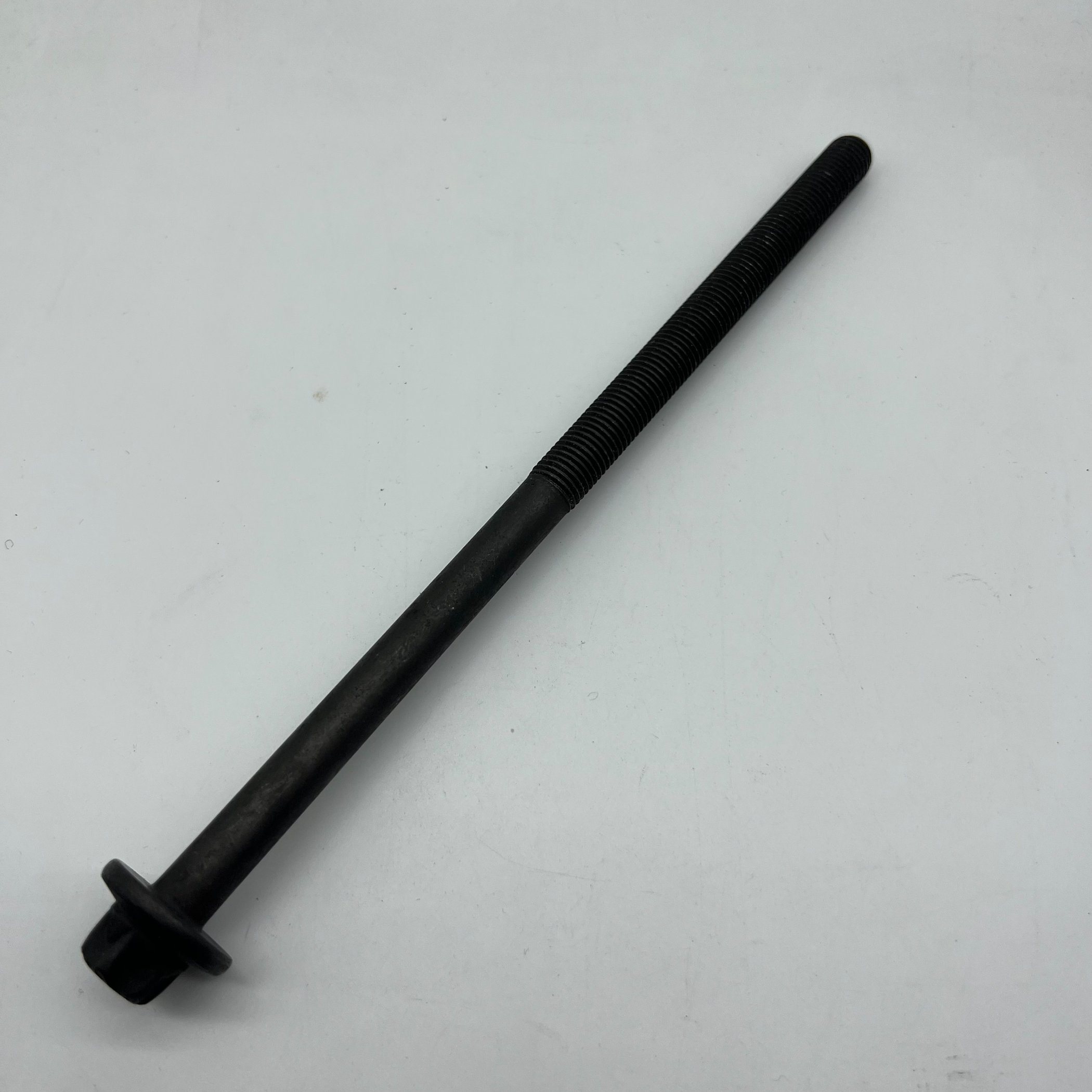 Perno de culata M12X1.5X226 Cabeza Torx